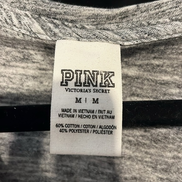 3 for $25💚 PINK T-shirt - Picture 3 of 3